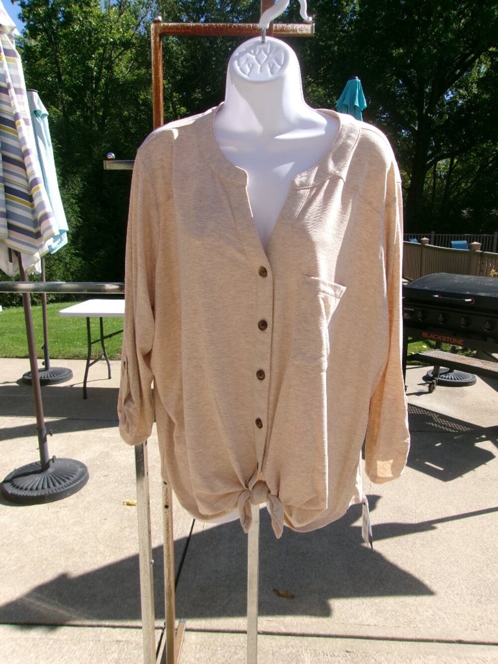 NWT AGB BEIGE TIE TOP 1X